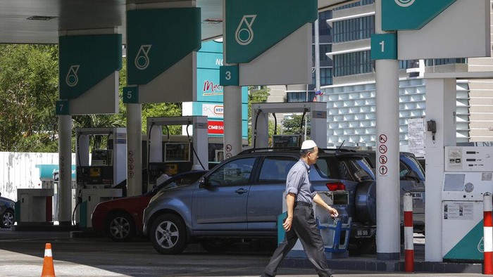 Harga BBM Malaysia Lebih Murah, Ini Perbandingannya dengan Indonesia