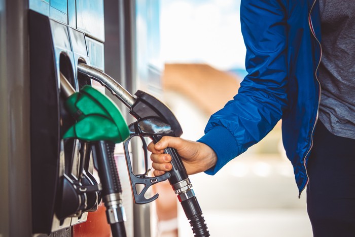 Biaya Isi Full Tank Bensin Pertamax, Shell, BP, Vivo untuk Nmax-PCX