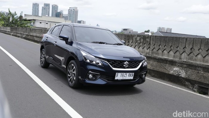 Hilang dari Situs Resmi, Segini Harga Pasaran Suzuki Baleno Bekas