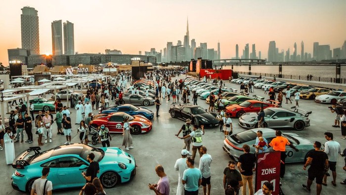 Penjualan Mobil Mewah di Dubai Turun, Ada Apa?