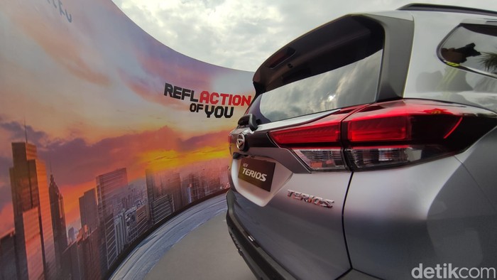 Daihatsu, Daihatsu Terios, Daftar Harga Daihatsu Terios 2025, Paling Murah Sekarang Segini