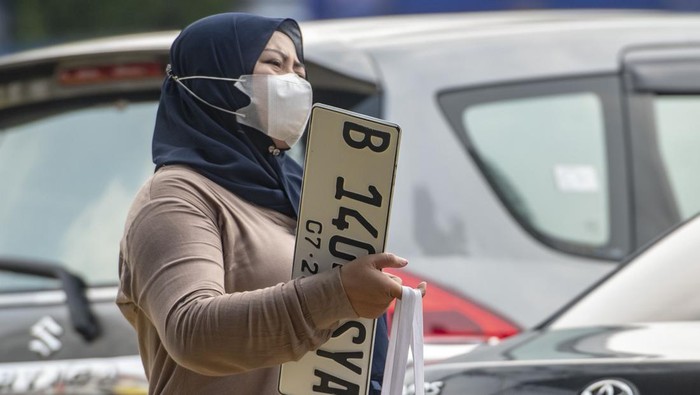 Bea Balik Nama Kendaraan Bekas Dihapus, tapi....