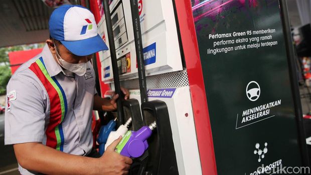 Perbandingan Harga BBM RON 95 di Malaysia Vs Indonesia, Selisih Jauh!