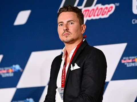 Lorenzo Sebut Toprak Tidak Cocok Kendarai Motor MotoGP Yamaha