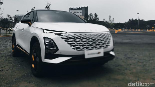 Chery Suntik Mati Omoda 5 GT AWD di Indonesia