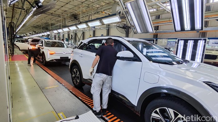 Neta Dilaporkan Bangkit, Gaji Karyawan Pabrik Dibayar Penuh