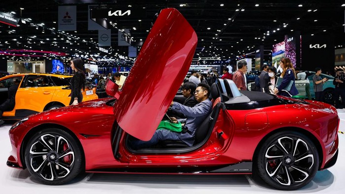 Bukan Cuma Indonesia, Industri Otomotif Thailand dan Vietnam Juga Lagi Lesu