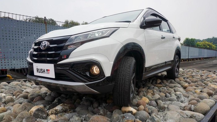 Toyota, Awas Salah! Ternyata Ini Jenis BBM yang Tepat Buat Toyota Rush