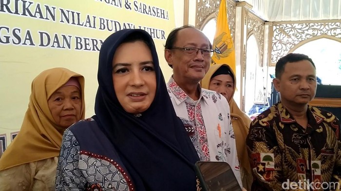 Intip Garasi Bupati Pekalongan yang Kena OTT KPK