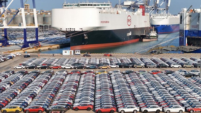 Perang Iran vs AS-Israel Ganggu Ekspor Mobil China, Pengirimannya Jadi Lama