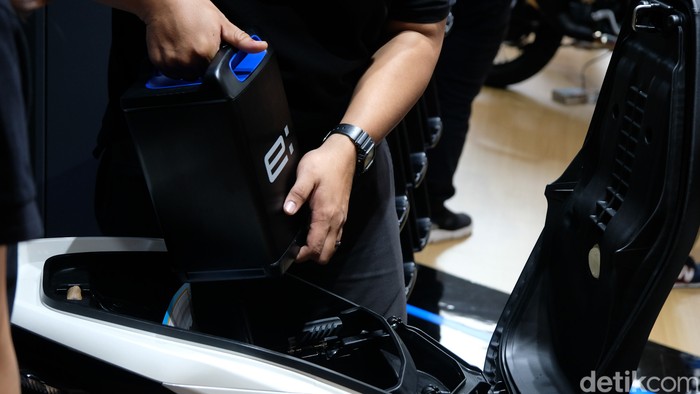 Motor Listrik Honda, Honda, Harga Motor Listrik Honda Turun Rp 17 Jutaan, Segini Jarak Tempuhnya