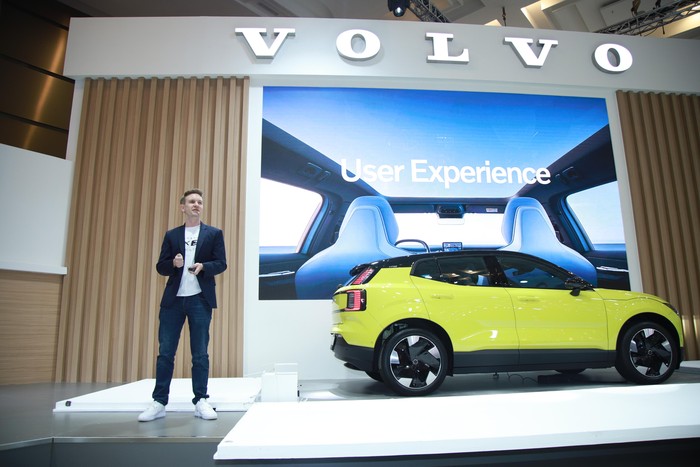 Volvo, Volvo Ungkap Potensi Kebakaran Baterai Mobil Listrik, 40 Ribu SUV Ditarik