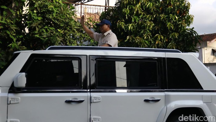 Prabowo, Prabowo Minta Pindad Desain Khusus Mobil Presiden: Ada Kursi tapi Kelihatan Berdiri