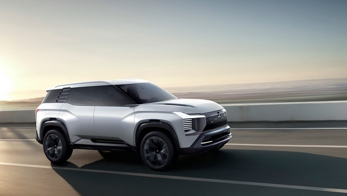 Mitsubishi, Pertama di Dunia! Mitsubishi Bakal Rilis SUV Baru di Indonesia, Catat Tanggalnya