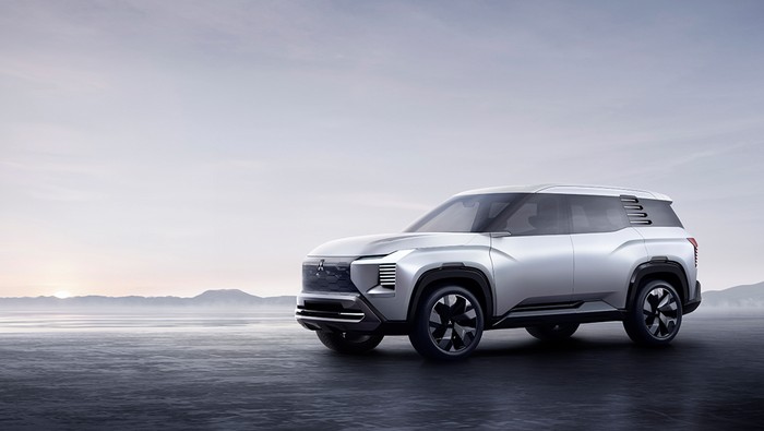 Mitsubishi, Mitsubishi Destinator, Siapin Duit Segini buat Booking Mitsubishi Destinator