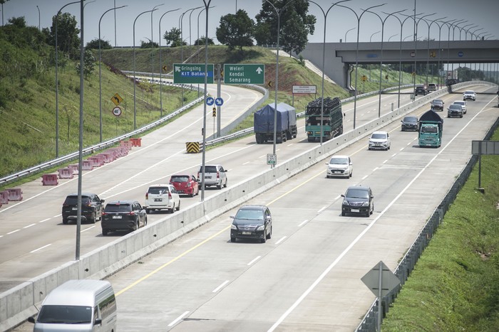 Daftar Nomor Telepon Jalan Tol, Wajib Dicatat!