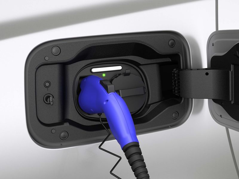 Studi: Konsumsi BBM PHEV Tak Seirit yang Diklaim Pabrikan