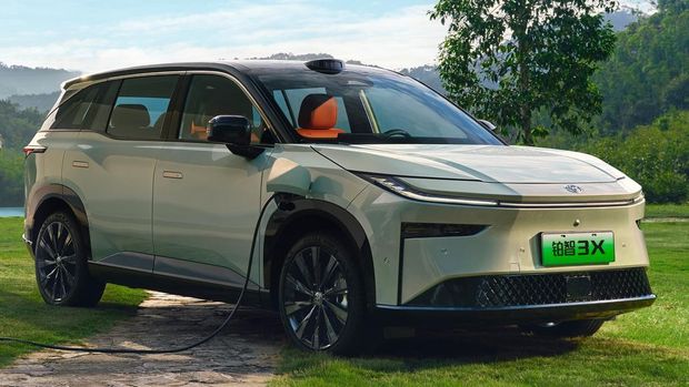 Toyota, Mobil Listrik Murah Toyota bZ3X Kini Tersedia Versi Setir Kanan