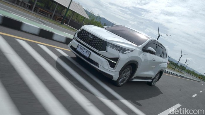 20 Mobil Terlaris di Indonesia Mei 2025: Kijang Innova Belum Terkejar