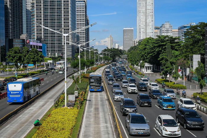 Syarat Dapat Tarif Rp 1 Naik Transportasi Umum di Jakarta