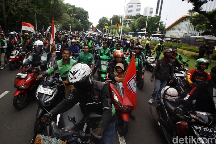 Ojol Demo Lagi, Perlu Ada Aplikasi Milik Negara biar Driver Sejahtera?