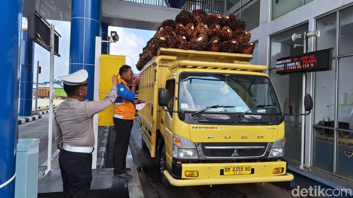 Karoseri Bilang Truk ODOL Bikin Bisnis Tidak Adil