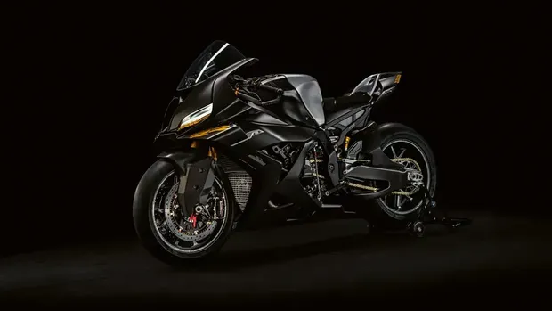 BMW Perkenalkan Concept RR, Moge Radikal Berpenampilan Gahar