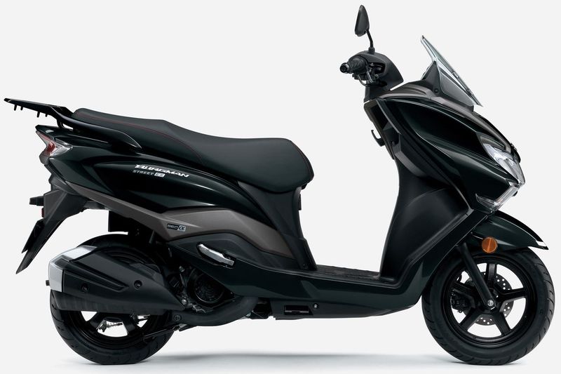 Suzuki Burgman Street 125 EX Disegarkan, Jadi Bernuansa Sporty