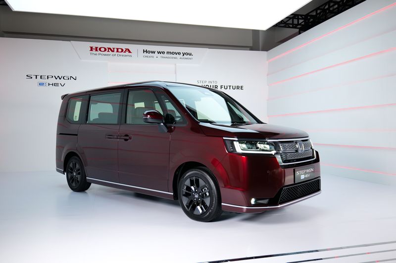 Dulu Punya Freed-Odyssey, Kini Mobil Keluarga Honda Dihuni Step Wgn Hybrid