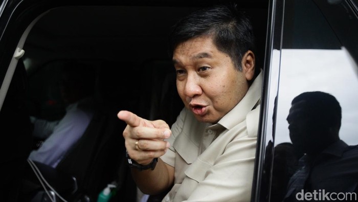 8 Mobil di Garasi Maruarar Sirait, Nilainya Rp 7 Miliar