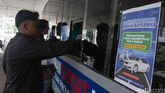 Catat Lokasi dan Waktu Pemutihan Denda Pajak Kendaraan di Jakarta