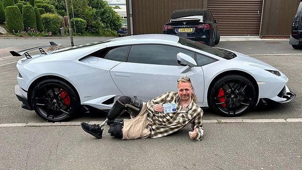 Lamborghini Dihujat Gegara Parkir di Tempat Disabilitas, Faktanya Bikin Kaget