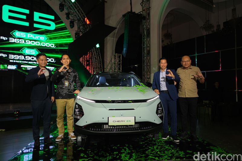 Harga Mobil China Ramai-ramai Turun, Perang Harga Bahaya Buat Industri Otomotif RI