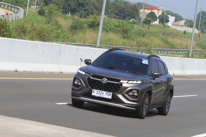 Suzuki Fronx, Suzuki , Pesanan Fronx Membludak, Suzuki Bakal Kebut Produksi