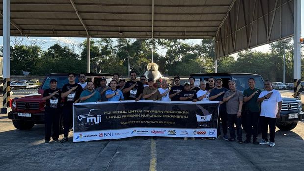 Puluhan Mercedes G-Class Gelar Long Touring 'Meneroka Swarnadwipa'