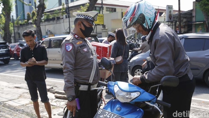 Pajak Motor Mati Bisa Ditilang?