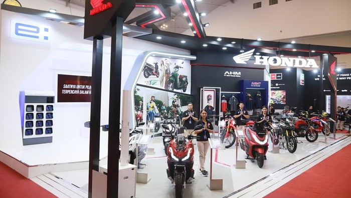 Yamaha dan Benelli Absen, Ini Daftar Merek Motor yang Hadir di GIIAS 2025
