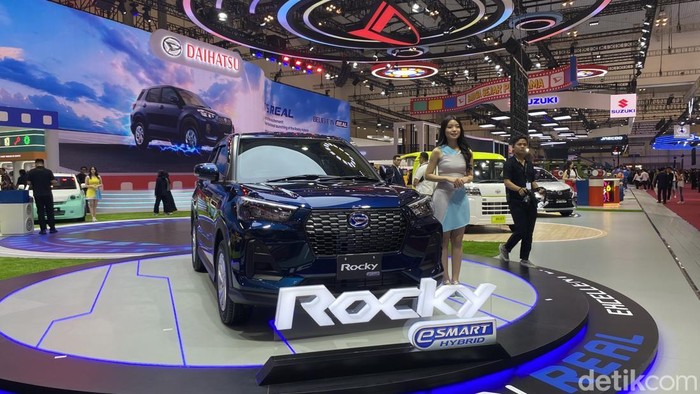 Harga Rocky Hybrid Naik atau Masih Sama Setelah GIIAS?