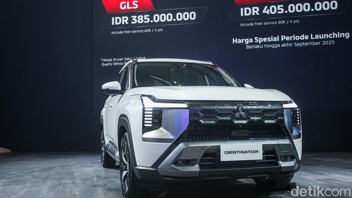 Mitsubishi, Mitsubishi Destinator, Harga Mitsubishi Destinator Mulai Rp 300 Jutaan, Bertahan sampai Kapan?