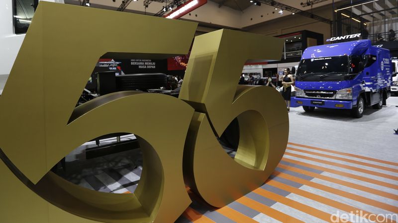 Mitsubishi Fuso Masih Jadi Rajanya Kendaraan Niaga