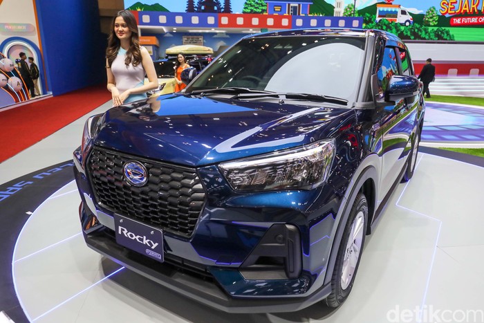 Daihatsu Rocky, Daihatsu, Daihatsu Kirim Rocky Hybrid ke Garasi Konsumen Indonesia Mulai November