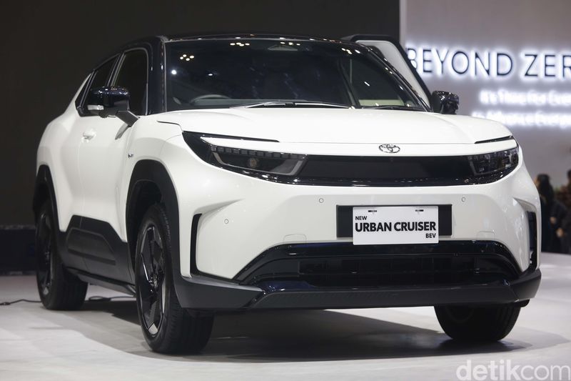 Spesifikasi Toyota Urban Cruiser EV yang Mejeng di GIIAS 2025, Berapa Jarak Tempuhnya?
