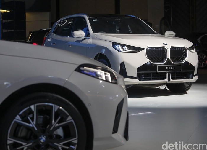 Sudah Ratusan Tahun, BMW Masih Jadi Mobil Impian