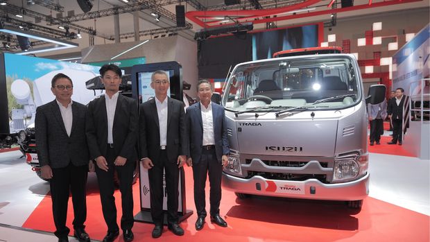 Isuzu MU-X Terbaru hingga Traga Limited Edition Rilis di GIIAS 2025