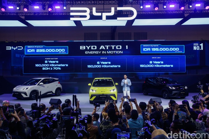 BYD, Jadi Raja Mobil Listrik, Begini Perjalanan 2 Tahun BYD di Indonesia