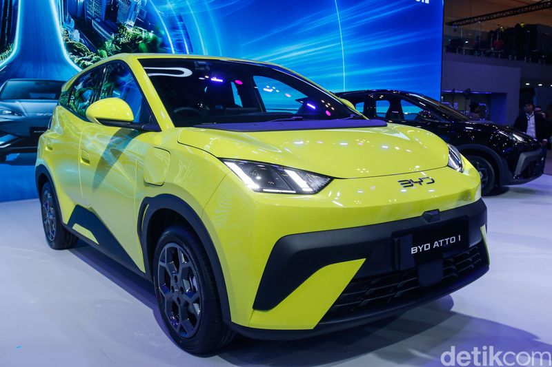 Ini Mobil Terlaris di Indonesia Februari 2026, Salip Kijang Innova-BYD Atto 1
