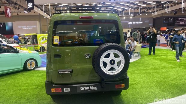Daihatsu Gran Max Taft Guy: Minibus Retro Tangguh, Cuma Ada 1 Unit!