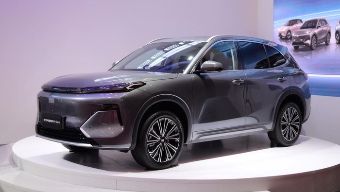 Geely, Geely Bakal Luncurkan Mobil Hybrid Pertamanya di Indonesia, Ini Bocorannya