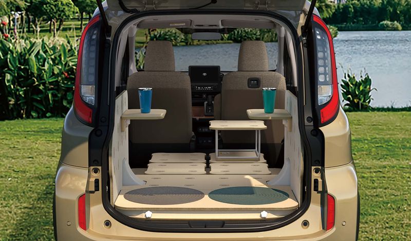 Toyota Sienta Bersolek, Bisa Duduk Lesehan