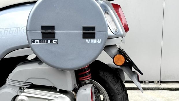 Yamaha, Yamaha Fazzio Modifikasi Ala Skuter Kargo Jepang